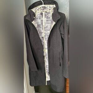 Lululemon Gray Patterned Jacket